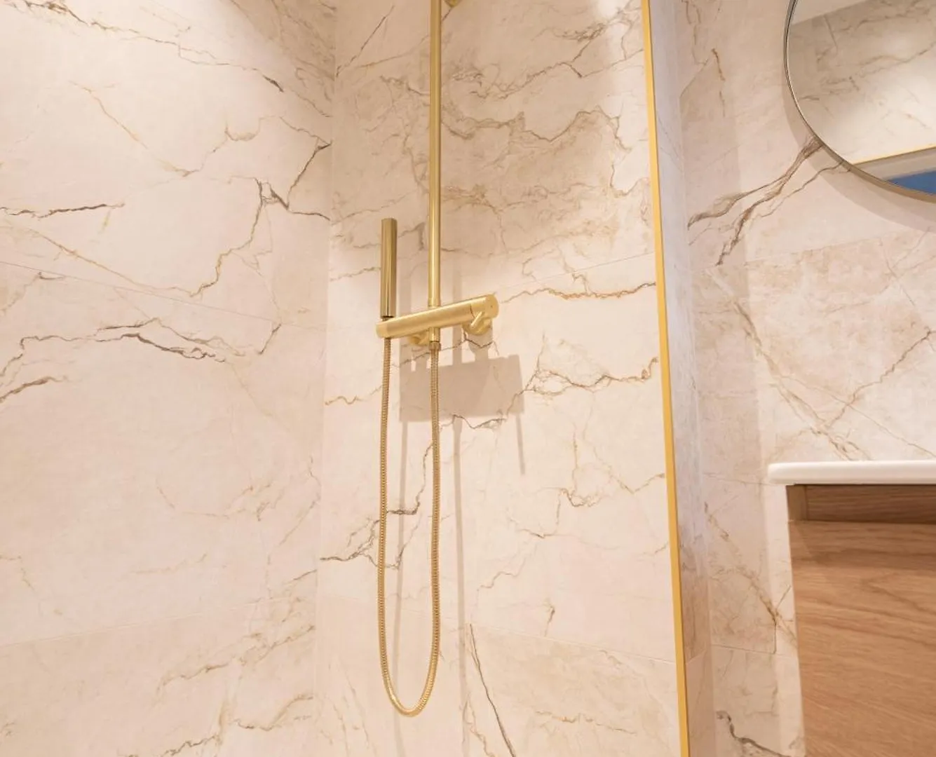 Apartment Stylish Flat Marais Paris