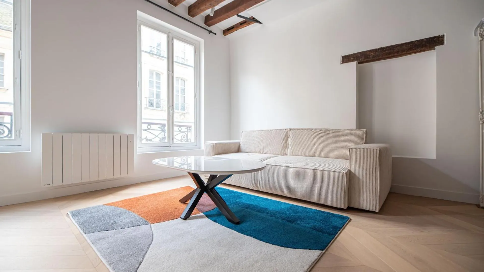 Stylish Flat Marais Apartment